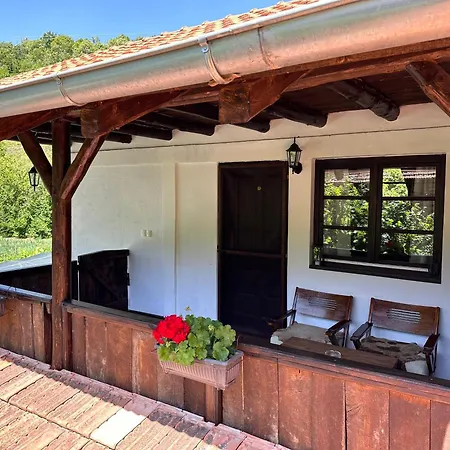 Farm stay Tosa