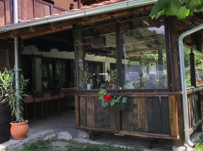 Κατάλυμα σε φάρμα Tosa *