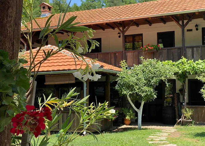 Κατάλυμα σε φάρμα Tosa