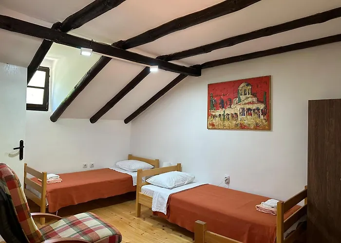 Κατάλυμα σε φάρμα Tosa Poganovo