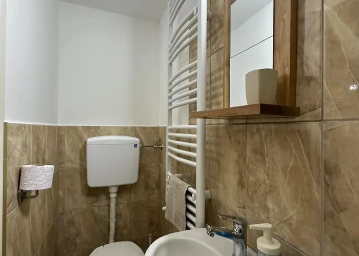 Κατάλυμα σε φάρμα Tosa Poganovo