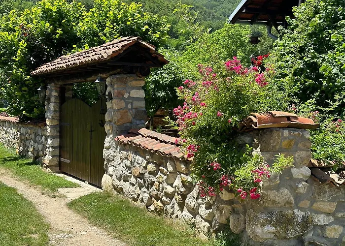 Κατάλυμα σε φάρμα Tosa Poganovo